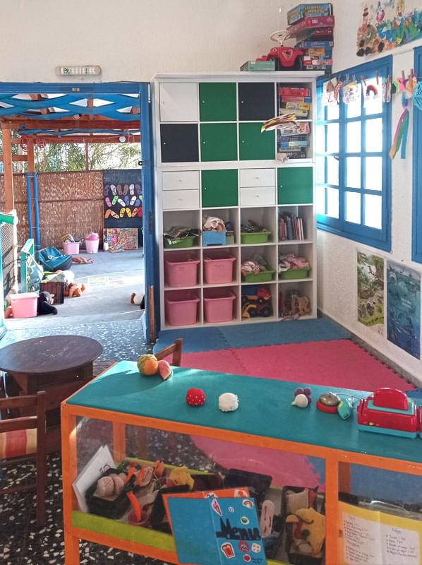 monster cafe - playground