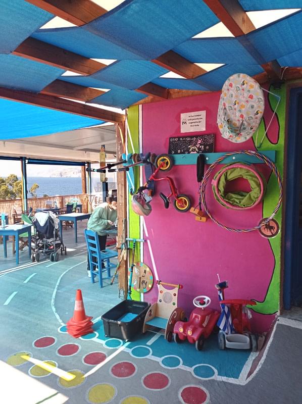 monster cafe - playground